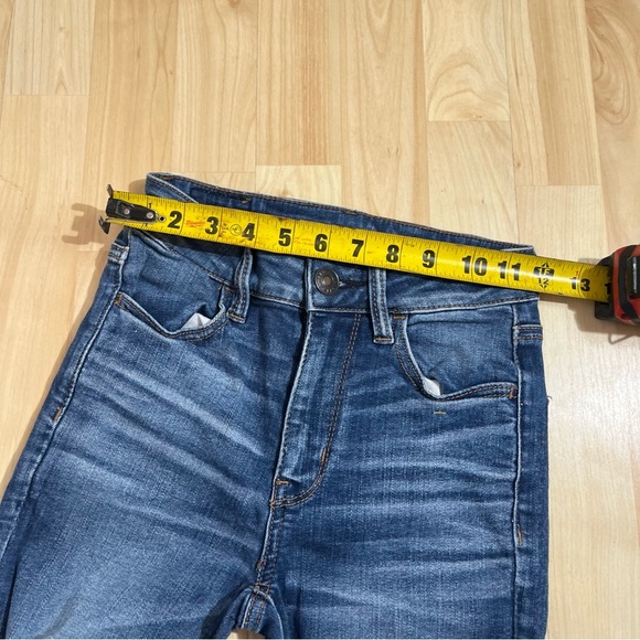 American Eagle Next Level Stretch High Rise Jegging Distressed High Rise 0Short - Picture 4 of 9